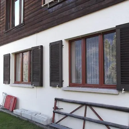 Casa Collina Διαμέρισμα Disentis